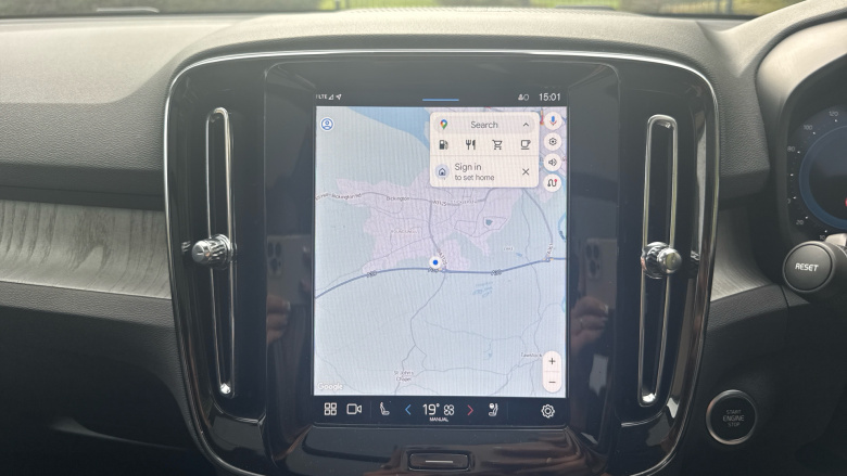 Volvo XC40 2.0 B3P Ultra Dark 5dr Auto Petrol Estate